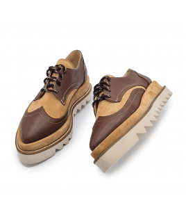 Oxford Shoes in Brown